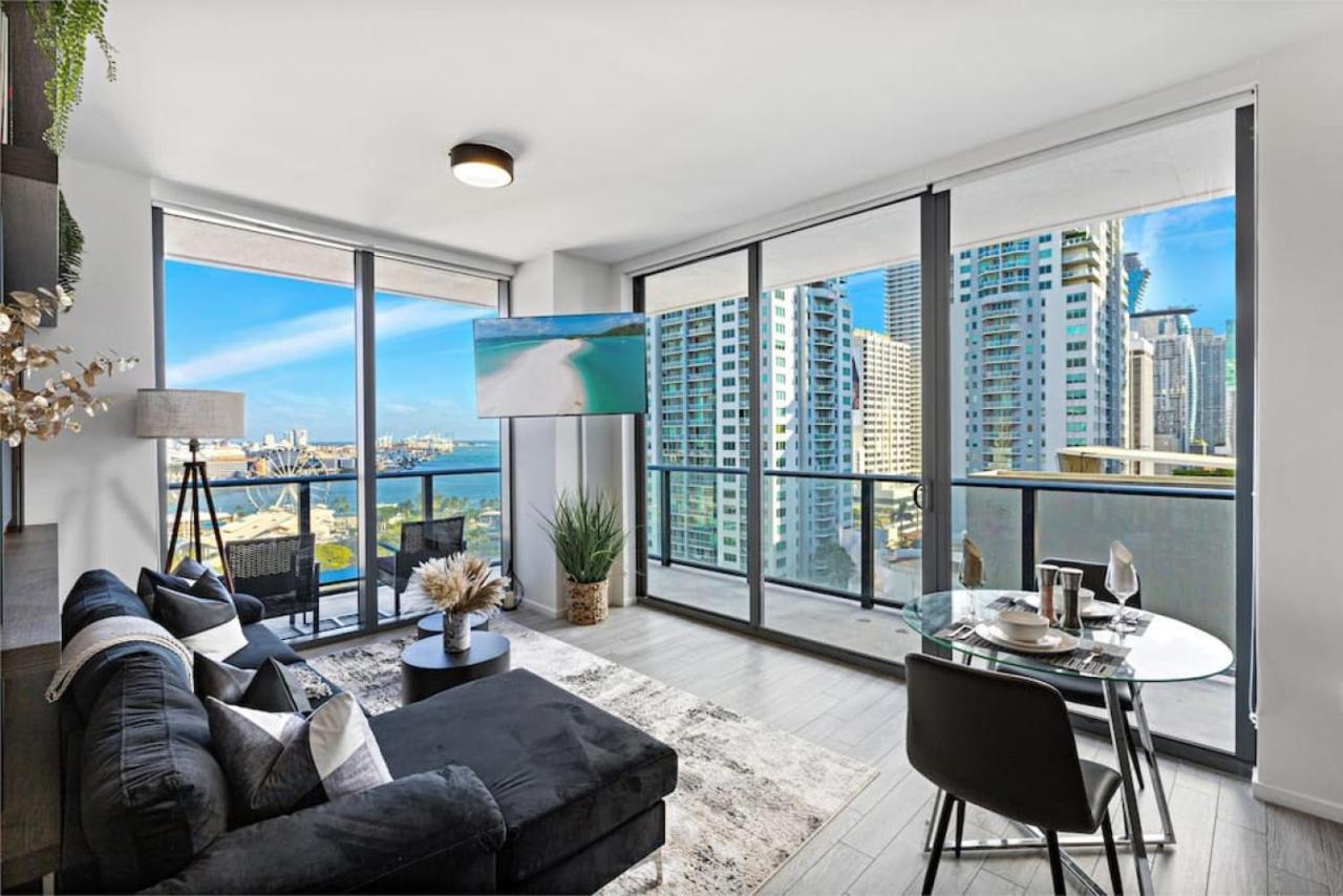 Corner Condo W/ Unrivaled Views Miami Exteriör bild